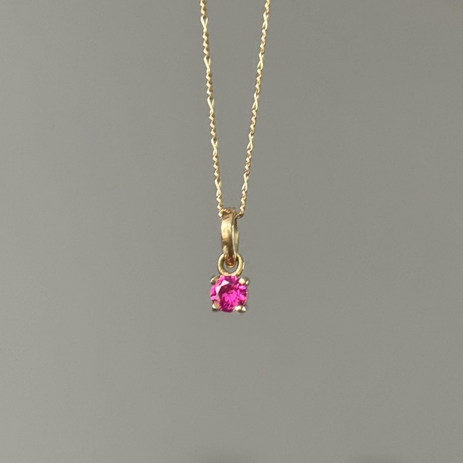 Dije Rubí Oro 18kt